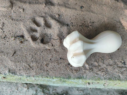 Life-size deer foot stamp